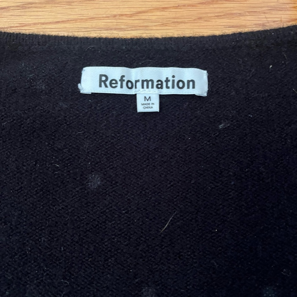 Reformation Nathalia Regenerative Wool Cardigan in Black Size M - Picture 4 of 6